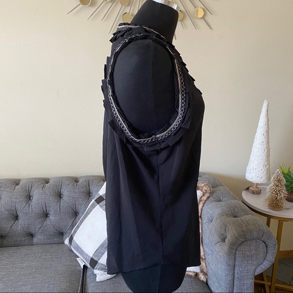 Robbi Nikki Ruffled Chain Trim Club Sheer Tank - Picture 4 of 8